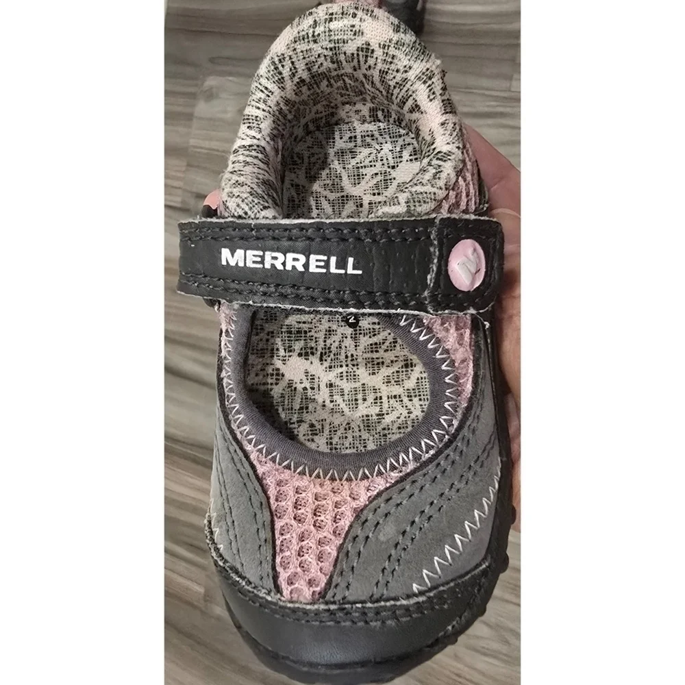 Merrell Chameleon Performance Shoes size 4